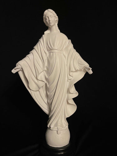 Virgen De La Sonrisa