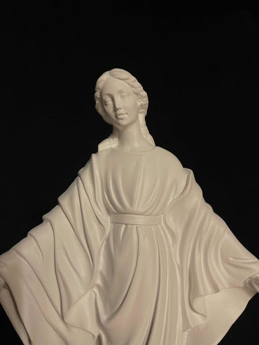 Virgen De La Sonrisa
