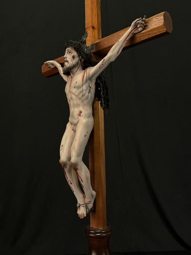 Cristo De Base Tallado En Cedro Rojo 58cm Con Accesorios