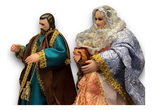 José Y María Imágenes De Vestir Talla En Madera 30cm