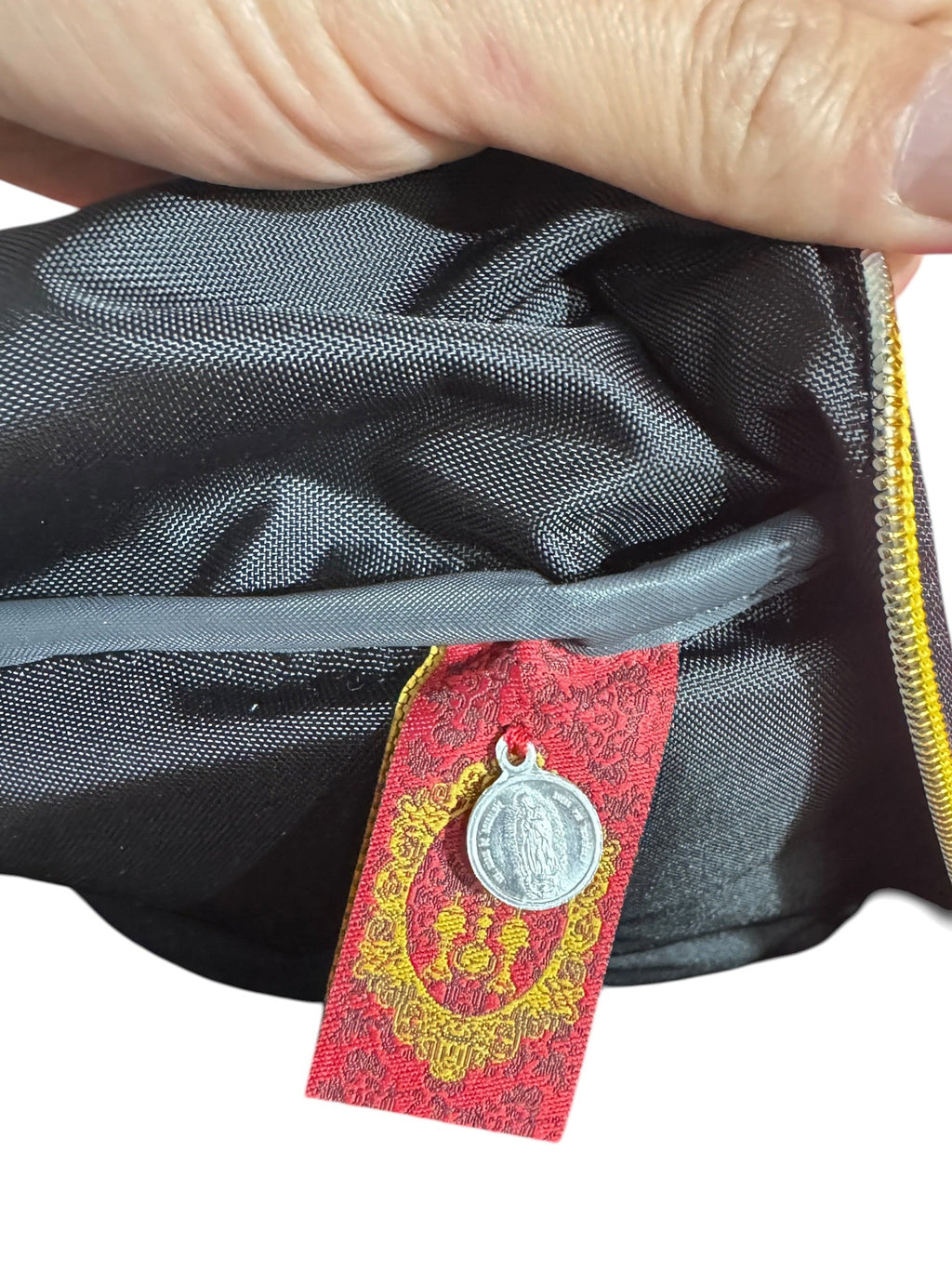 Mochila Sacristía Bordada Corazón De María Rosa