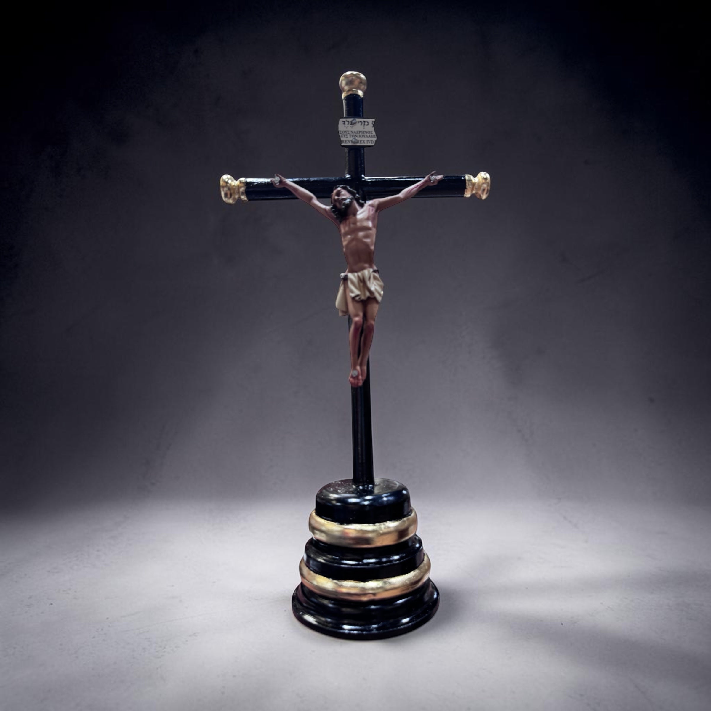 Cristo De Base Cruz De Madera 43cm