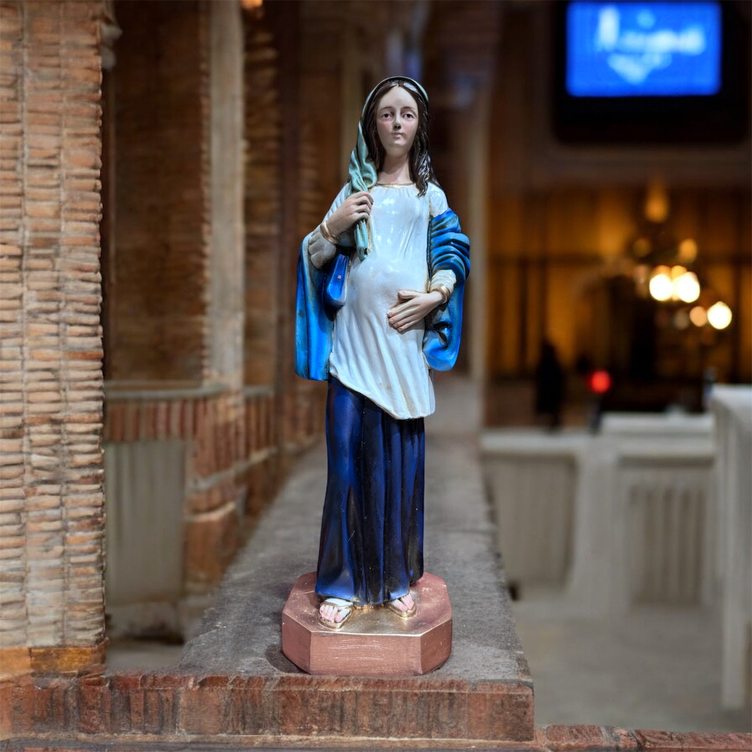 Virgen De La Dulce Espera 41cm