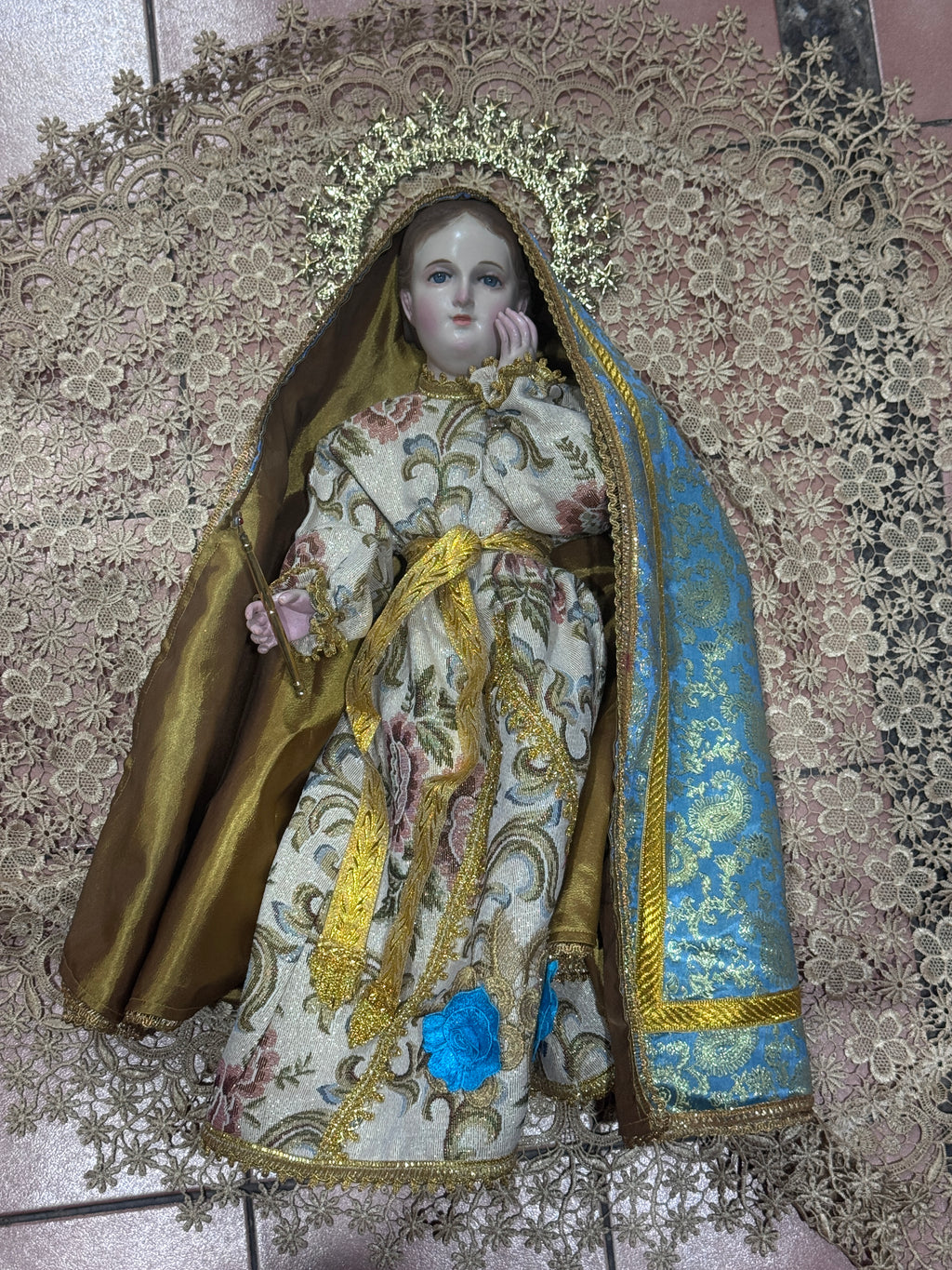 Divina Infantita Bruñida, Barroca Con Accesorios 58cm
