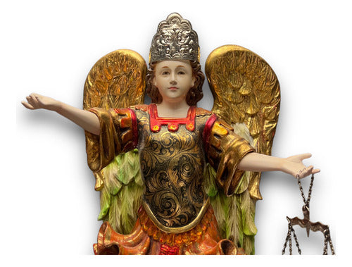 San Miguel Arcángel En Madera Estofado En Oro Fino 31cm