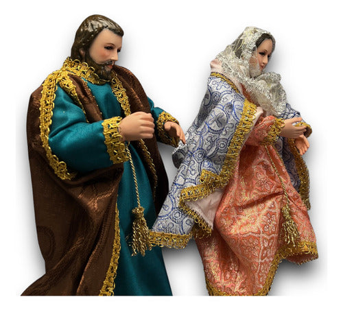 José Y María Imágenes De Vestir Talla En Madera 30cm