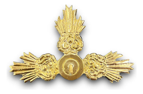 Resplandor De 3 Potencias En Chapa De Oro  7cm X 4cm