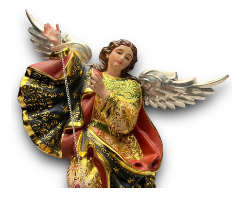 Virgen Del Apocalipsis Tallada En Madera Con Oro Fino 32cm