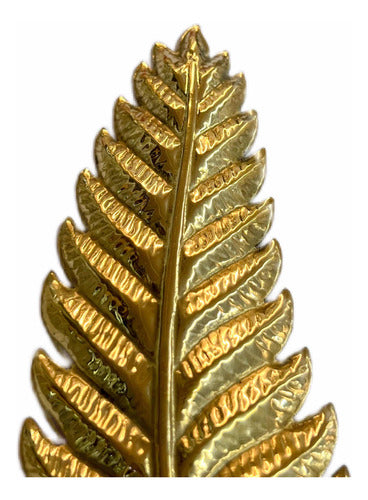 Palma Elaborada En Latón Cincelado A Mano 20cm