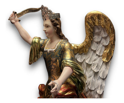 San Miguel Arcángel En Madera Estofado En Oro Fino 43cm