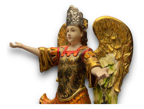 San Miguel Arcángel En Madera Estofado En Oro Fino 31cm