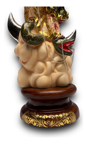 Virgen Del Apocalipsis Tallada En Madera Con Oro Fino 32cm