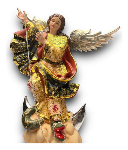 Virgen Del Apocalipsis Tallada En Madera Con Oro Fino 32cm