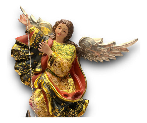 Virgen Del Apocalipsis Tallada En Madera Con Oro Fino 32cm