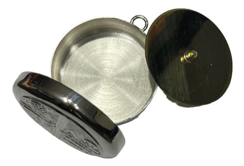 Set Porta Relicario Y Píxide Niquelado Ministros Eucaristía