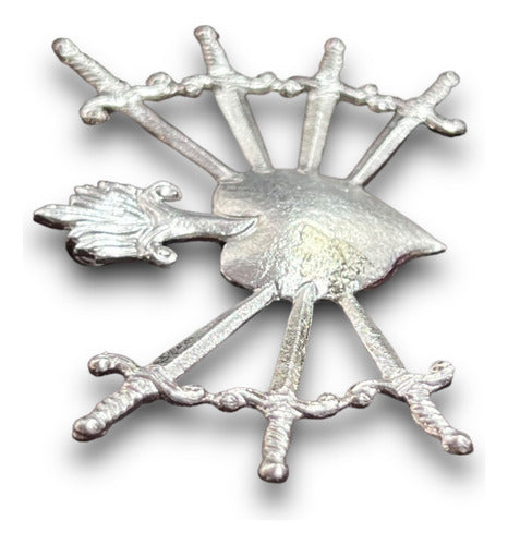 Dije Corazón Con 7 Dagas O Dolores En Plata De 8cm X 5cm