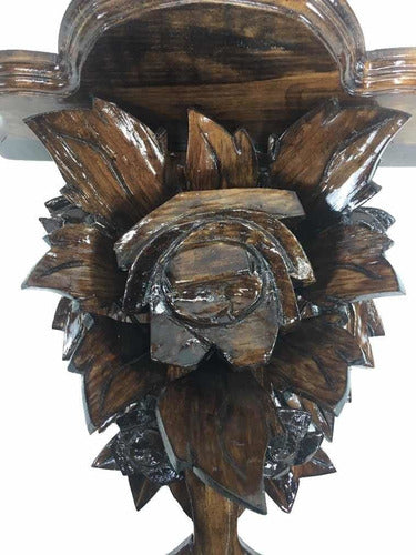 Repisa Tallada En Madera 38 X 18cm Color Nogal