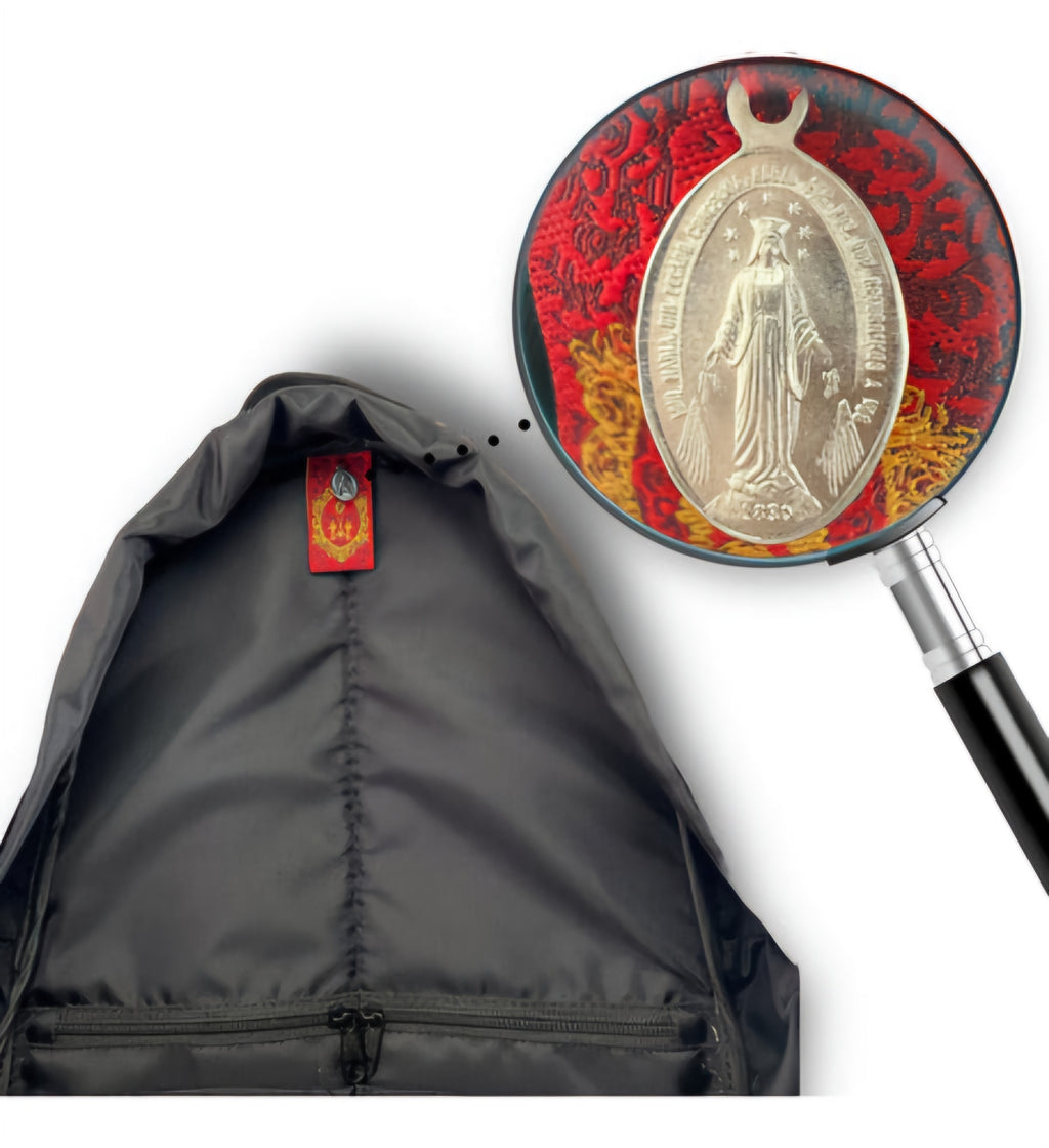 Mochila Sacristía O Sacrimochila 4.0 Bordado Mariano Y Pintura De La Virgen Del Perpetuo Socorro Con Bolsa Desmontable