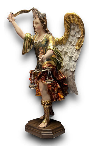 San Miguel Arcángel En Madera Estofado En Oro Fino 43cm