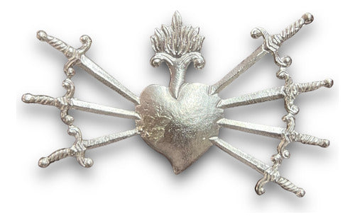 Dije Corazón Con 7 Dagas O Dolores En Plata De 8cm X 5cm