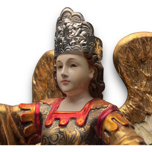 San Miguel Arcángel En Madera Estofado En Oro Fino 31cm