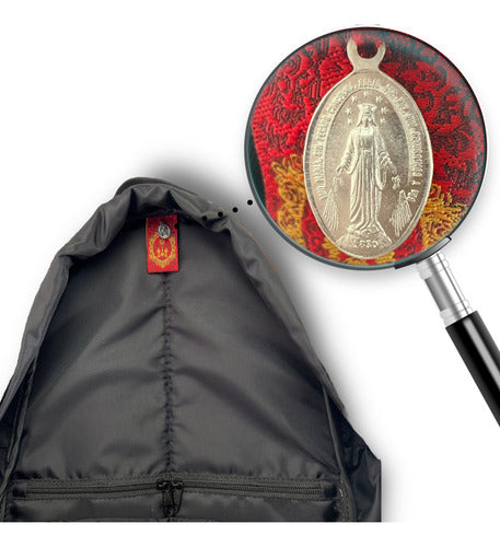 Mochila Mini Sacristía Bordada 3 Corazones Brocada Dorada